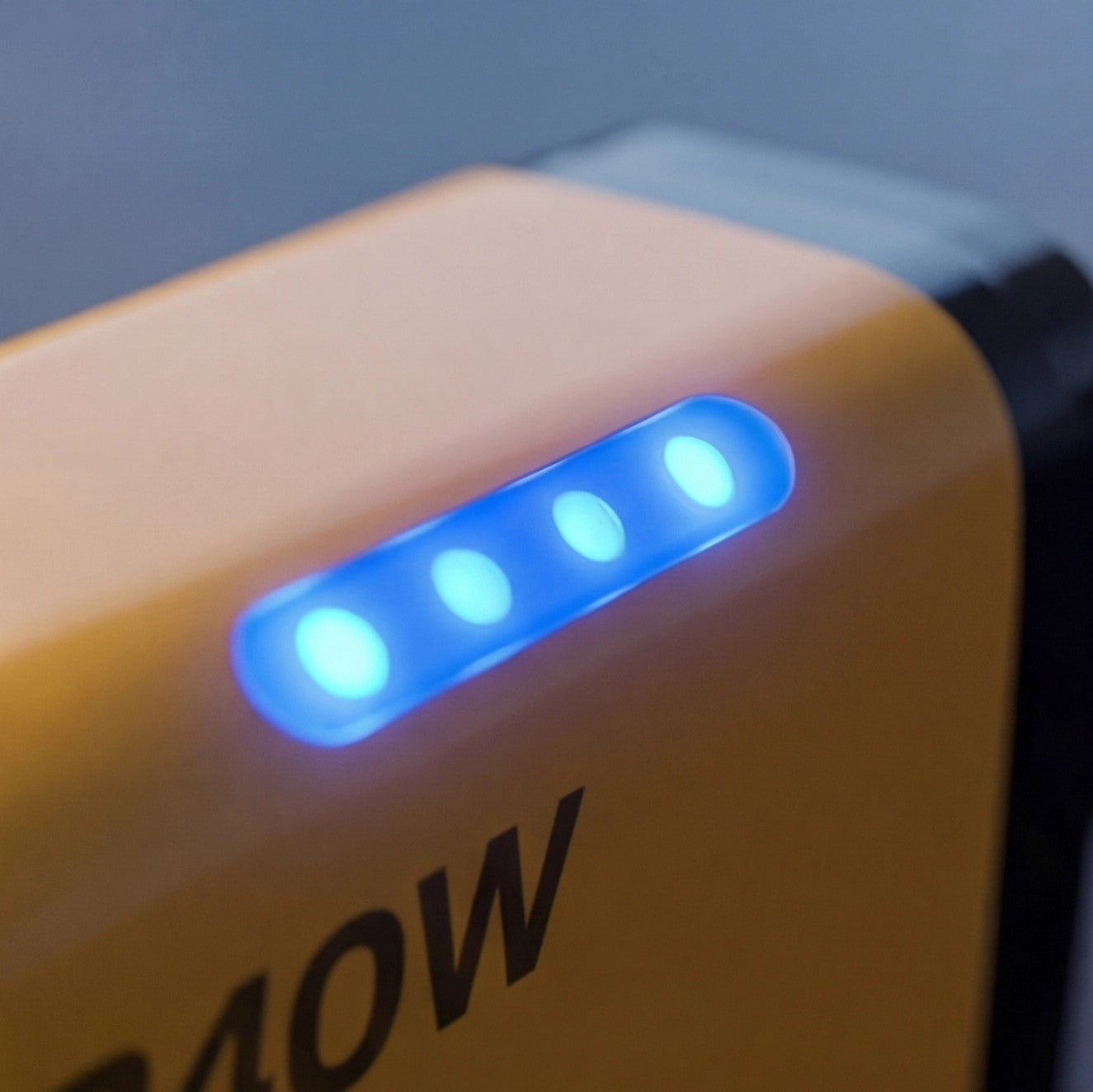 Eway 120W multi-port fast charger with multiple USB outlets, white compact design, suitable for charging various devices efficiently.