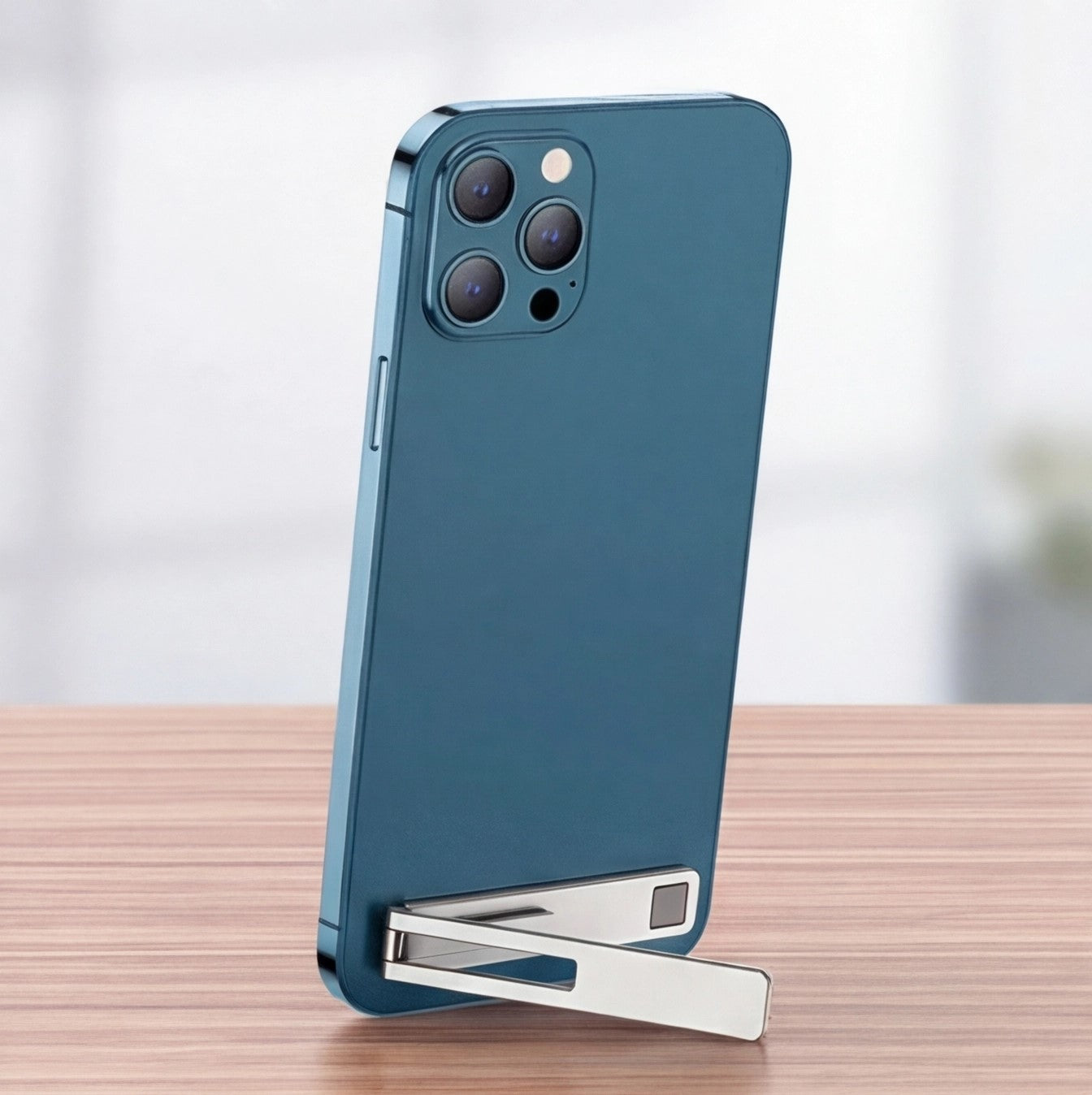 Eway desktop phone holder with adjustable grip, designed to securely hold smartphones on office desks.