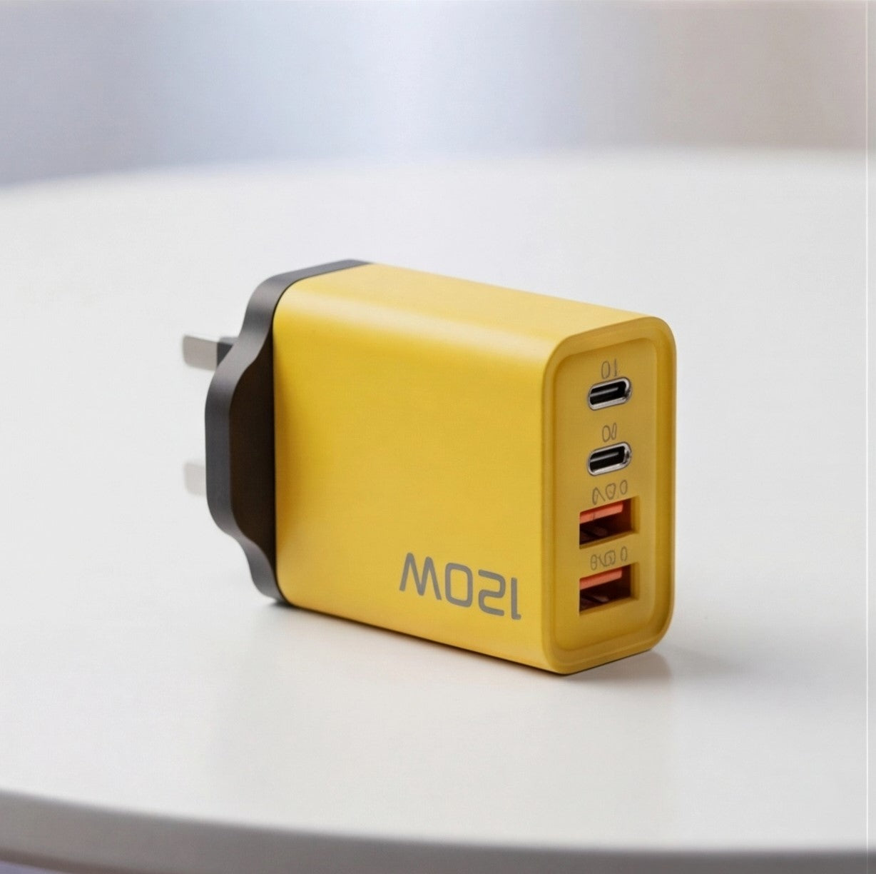 Eway 120W USB multi-port charger with four charging outlets, compact design, suitable for fast device charging and versatile use.