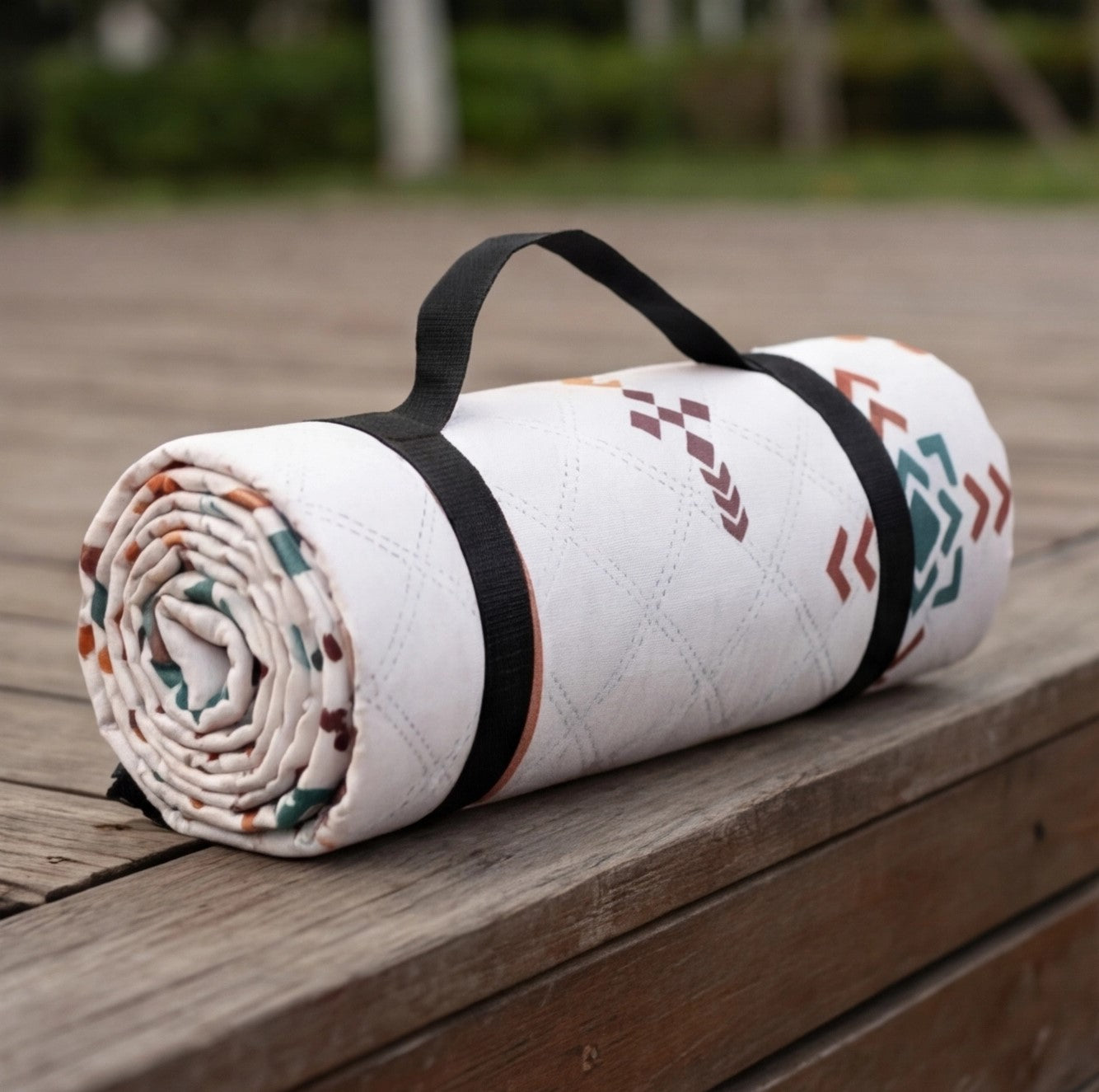 Eway Oxford camping mat, a durable fabric travel rug with cushioning, ideal for outdoor adventures and camping trips.
