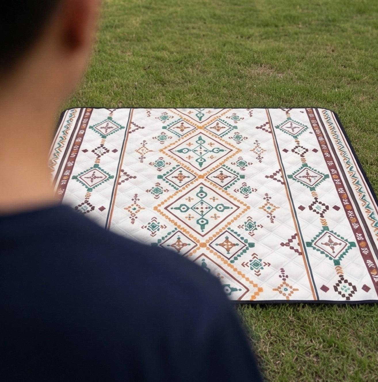 Eway Oxford camping mat, lightweight fabric travel rug with cushioning, ideal for outdoor adventures and camping trips.