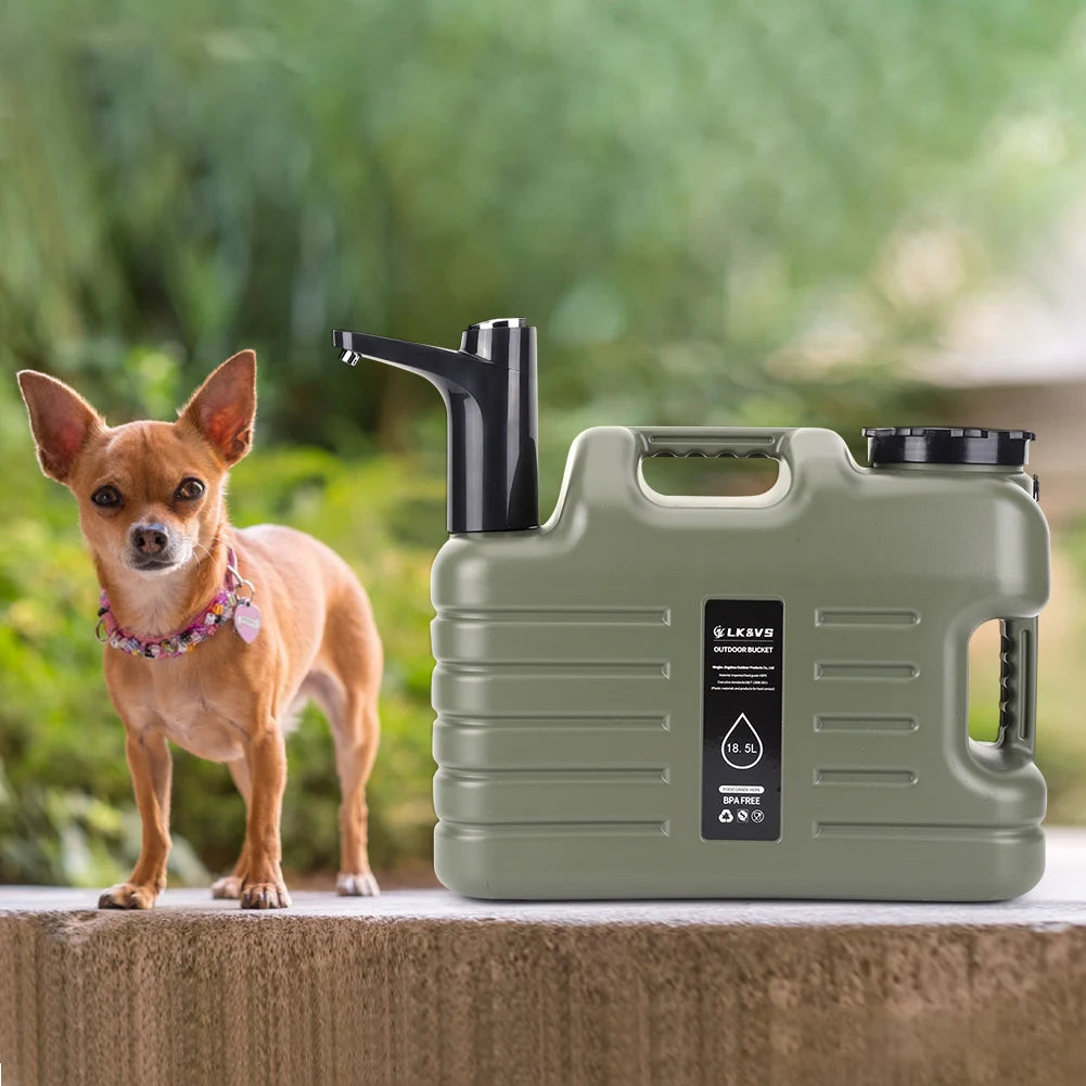 Portable camping water tank by Eway, 20-liter capacity, with a sturdy design and spout for easy water access during outdoor adventures.