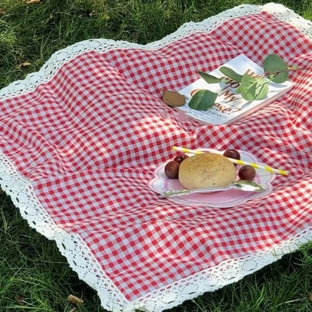 Eway canvas picnic mat spread on grass, lightweight and durable outdoor blanket for outdoor picnics and gatherings